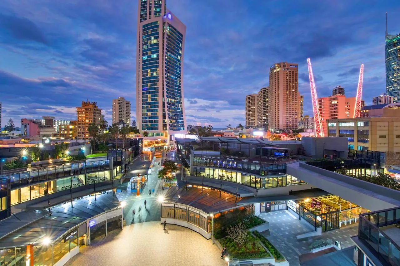 Circle On Cavill Surfers Paradise- 3 Bedroom Spa Apartment location