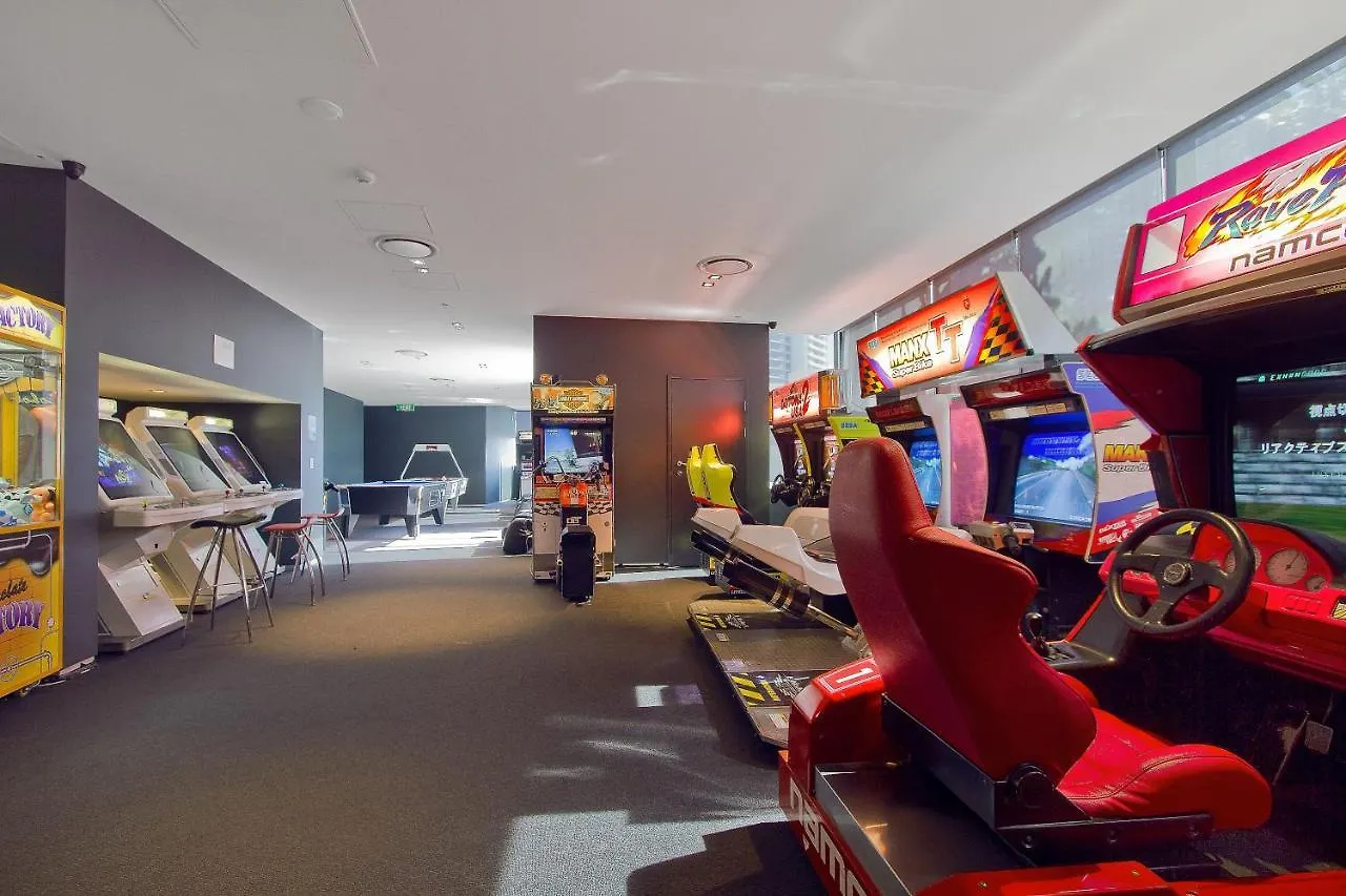 Circle On Cavill Surfers Paradise- 3 Bedroom Spa Apartment Gold Coast